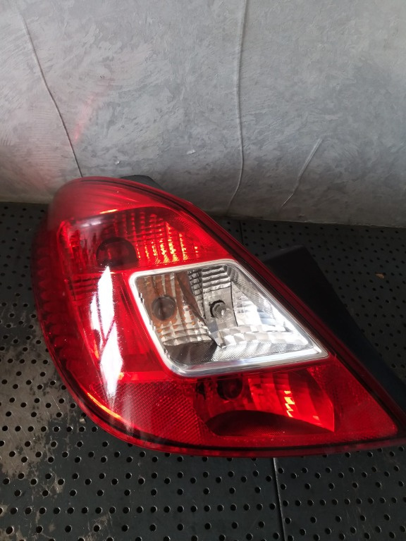Stop tripla lampa stanga opel corsa d s07 13188047 89038958
