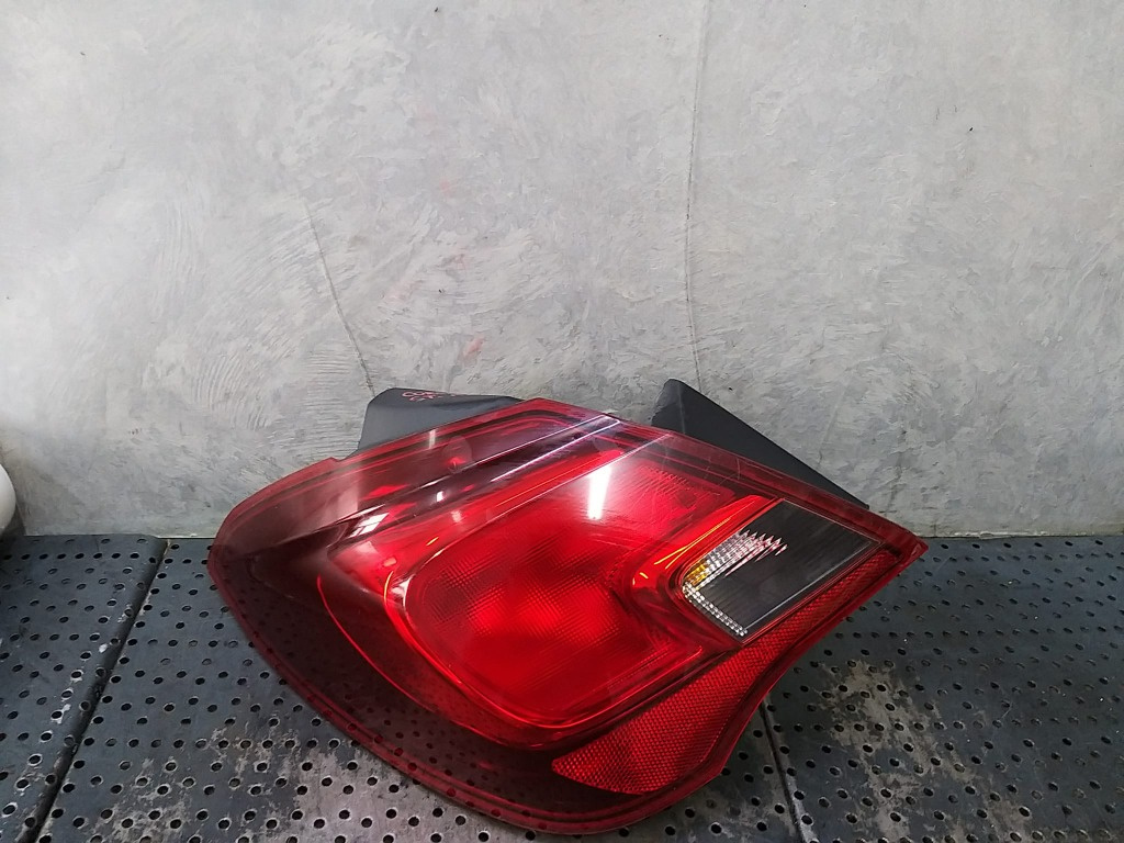 Stop tripla lampa stanga opel corsa e x15