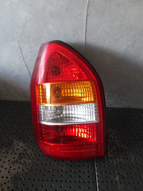 Stop tripla lampa stanga opel zafira a t98 62280