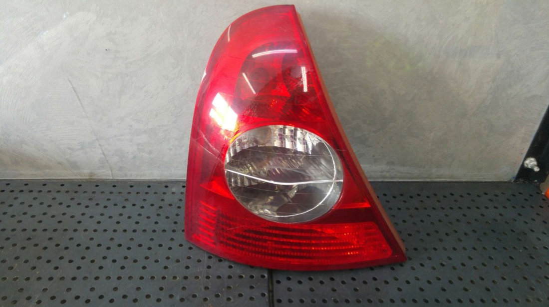 Stop tripla lampa stanga renault clio 2 bb cb 8200071413