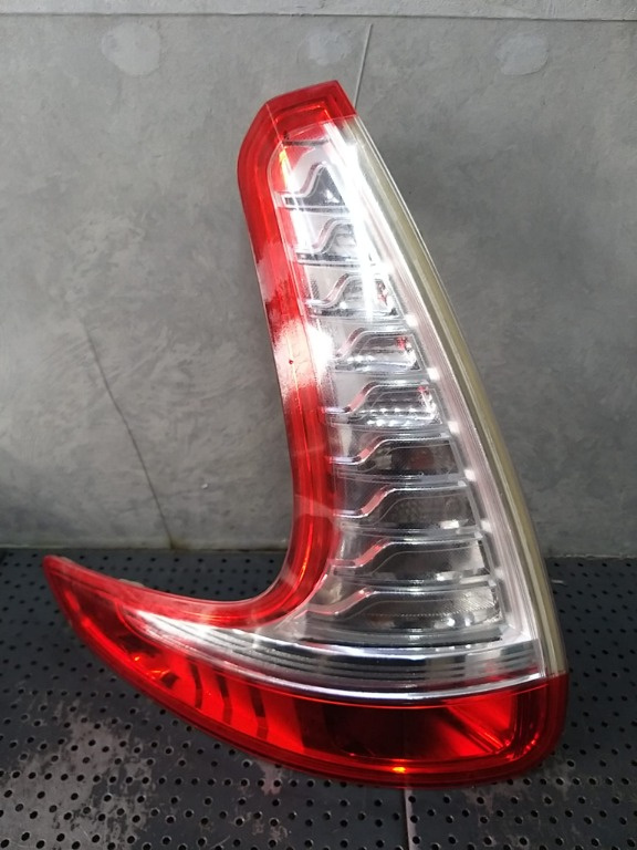 Stop tripla lampa stanga renault scenic 3 265550014r