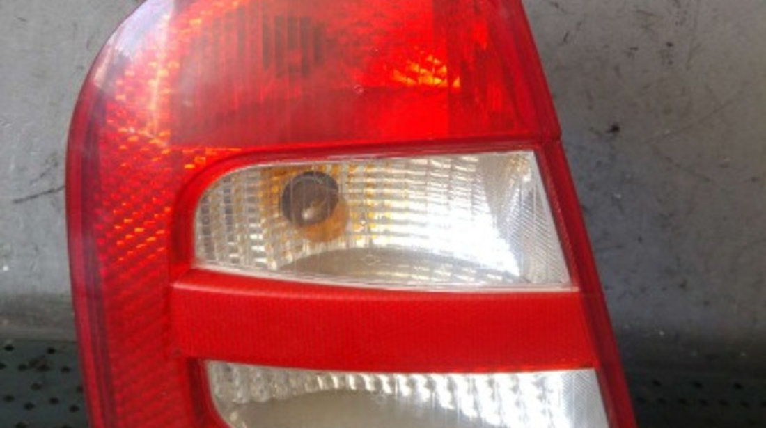 Stop tripla lampa stanga skoda fabia 1 6y2 6y6945095b 6y6945111b