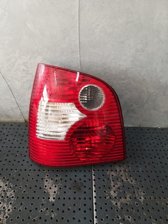 Stop tripla lampa stanga vw polo 9n 62408l