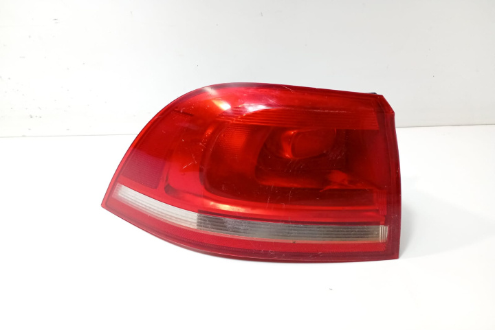 Stop tripla stanga 7P6945095B Volkswagen VW Touareg generatia 2 7P [2010 - 2014]