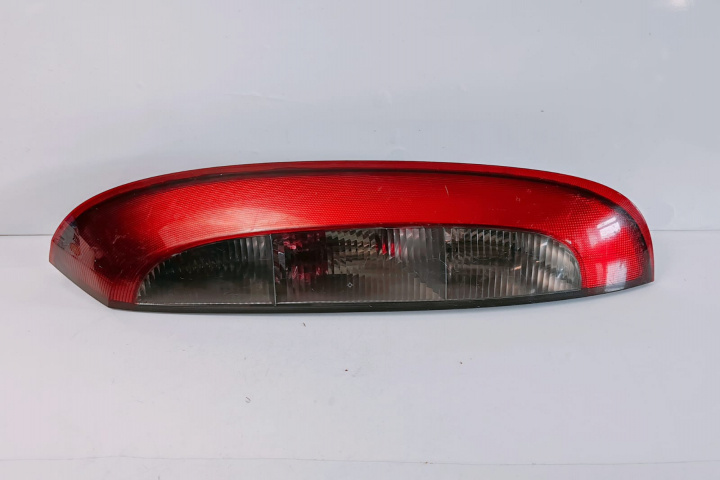 Stop Valeo Tripla dreapta 09114337 Opel Corsa C [2000 - 2003]