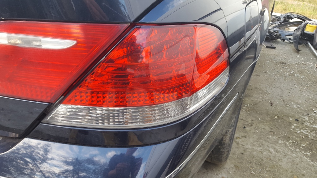 Stopuri BMW Seria 7 Facelift E65 E66 an 2008 de pe Aripa