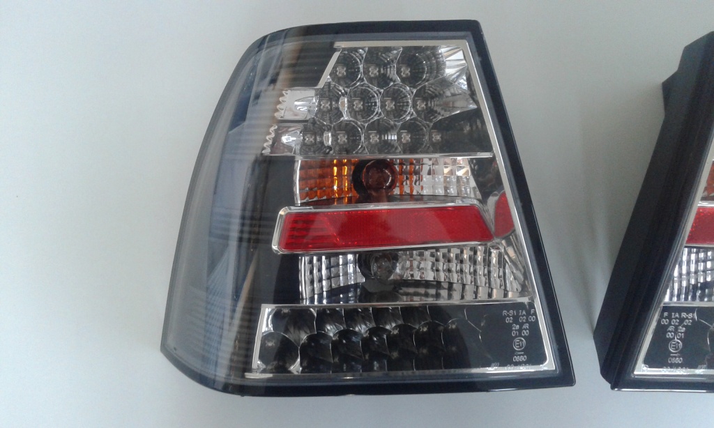 STOPURI CU LED VW BORA - OFERTA !!
