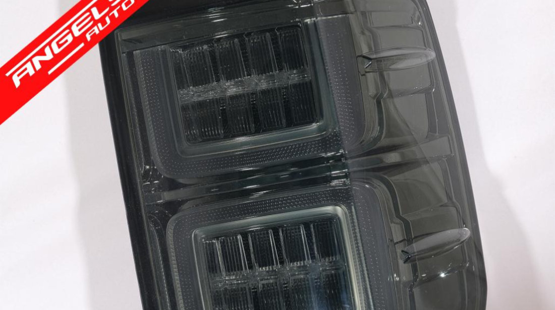 Stopuri Ford Ranger (2012-2018) Fumurii LED cu Semnal Dinamic