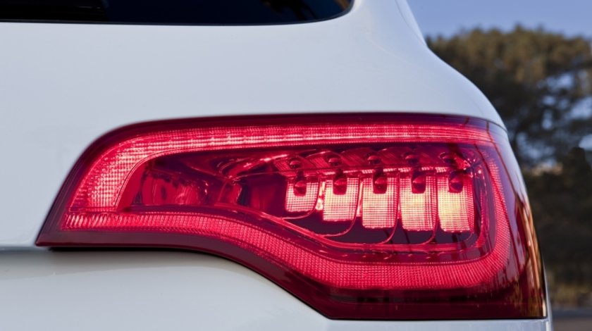 Stopuri LED Audi Q7 facelift design