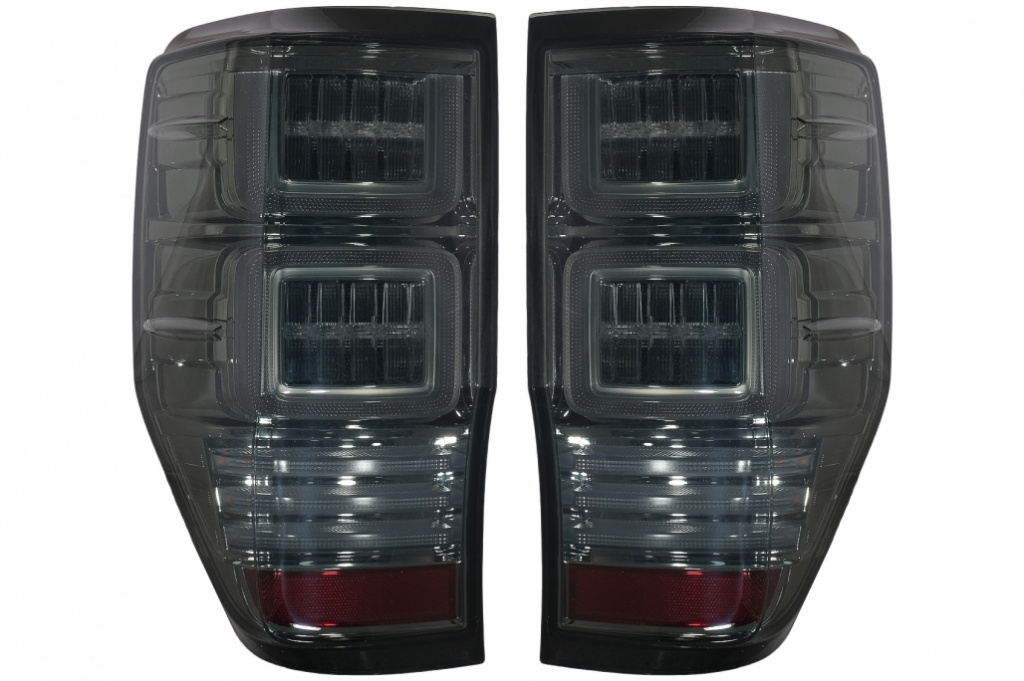 Stopuri LED compatibil cu Ford Ranger (2012-2018) Geam Fumuriu cu Semnal Dinamic TLFRNGT6S