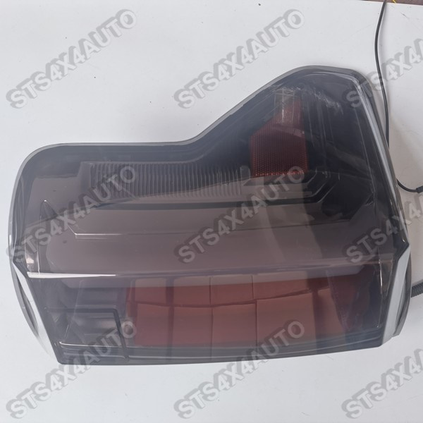 STOPURI LED CU DYNAMIC SEMNALIZARE TOYOTA TUNDRA 2007-2014 BK[2022 LOOK]