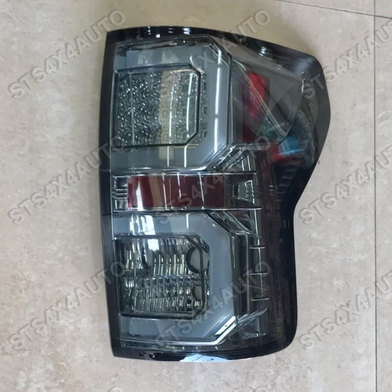 STOPURI LED TOYOTA TUNDRA 2007-2014 SMK [V2]