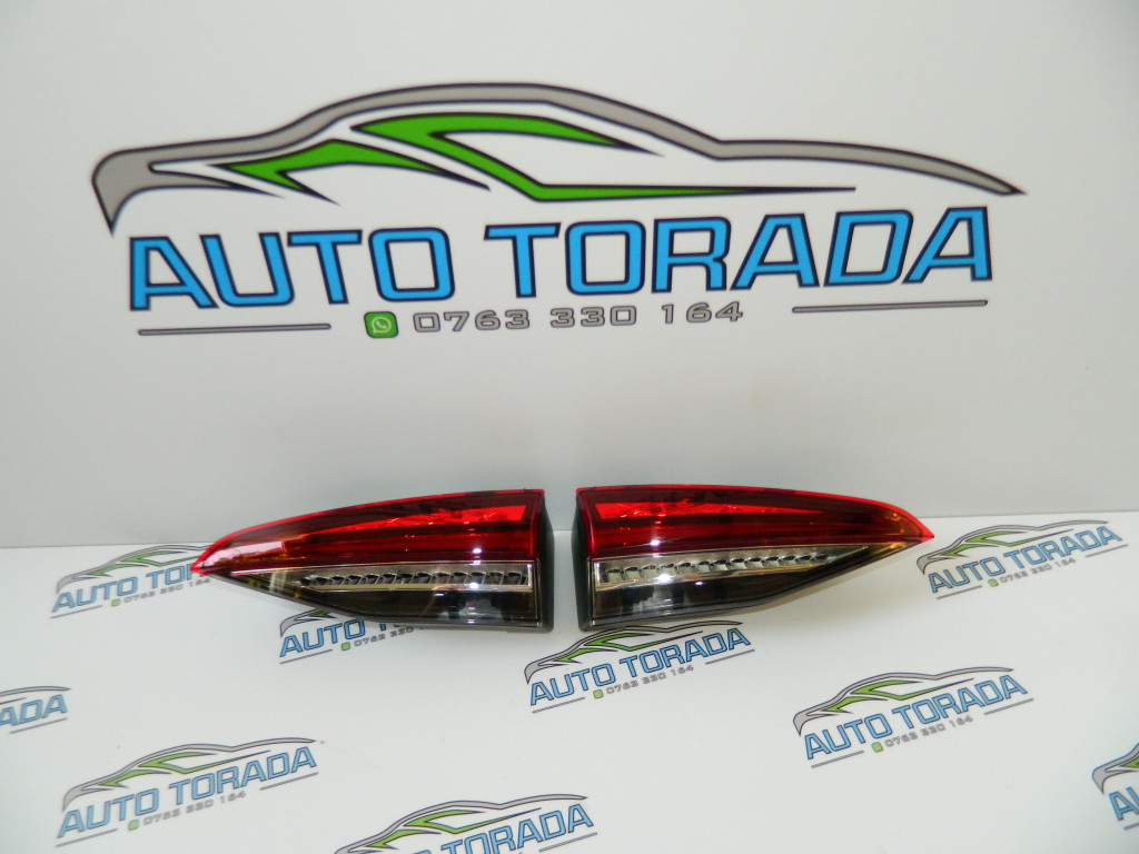 Stopuri , stop stanga dreapta haion Skoda Octavia 4 cod 5E6945307, 5E6945308