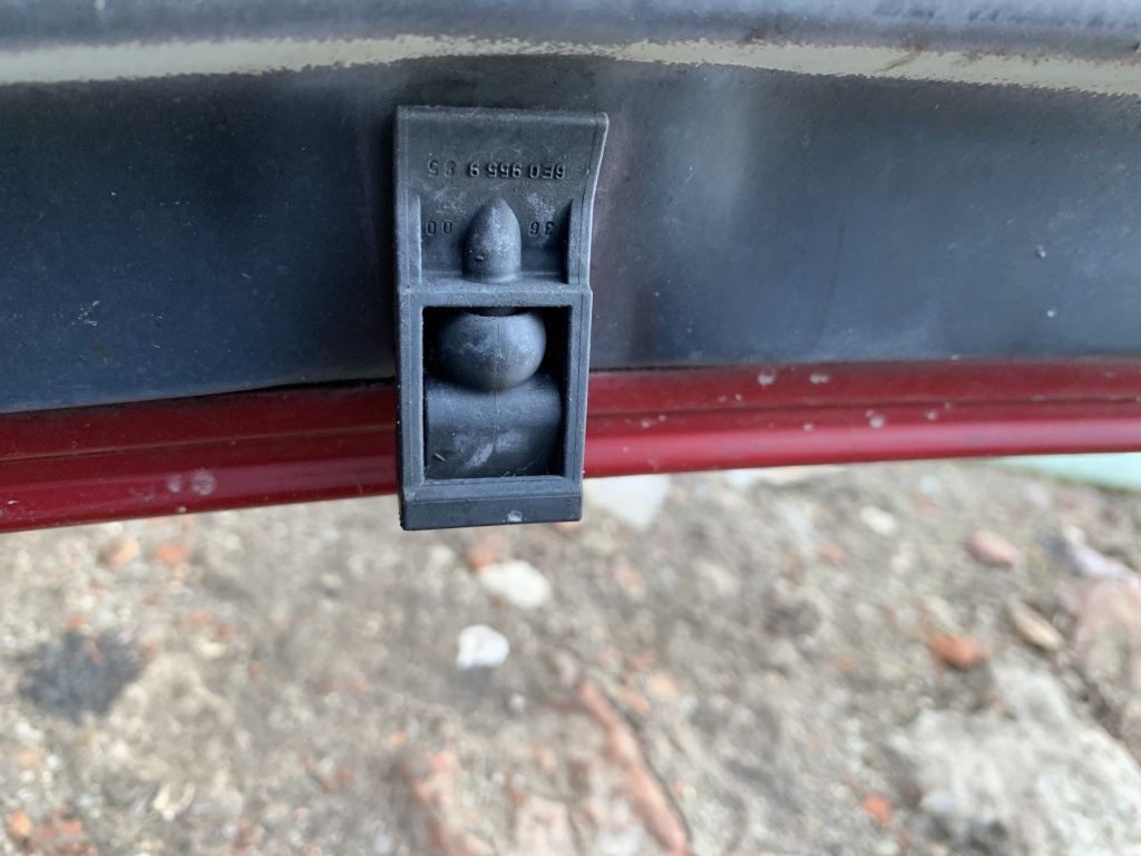 Stropitor dreapta Volkswagen Golf 4 [1997 - 2006] Hatchback 5-usi 1.4 MT (75 hp) (1J1)