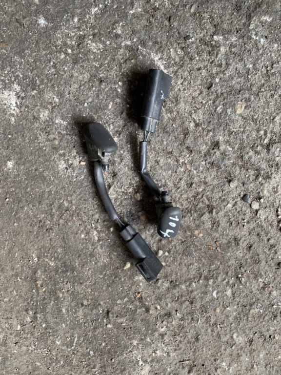 Stropitor parbriz Ford Mondeo MK4 [2007 - 2010] Liftback 2.0 TDCi DPF AT (140 hp) MK4 (BA7) TITANIUM