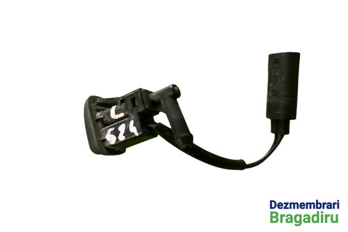 Stropitor parbriz stanga BMW X3 E83 [2003 - 2006] Crossover 2.0 d MT (150 hp)