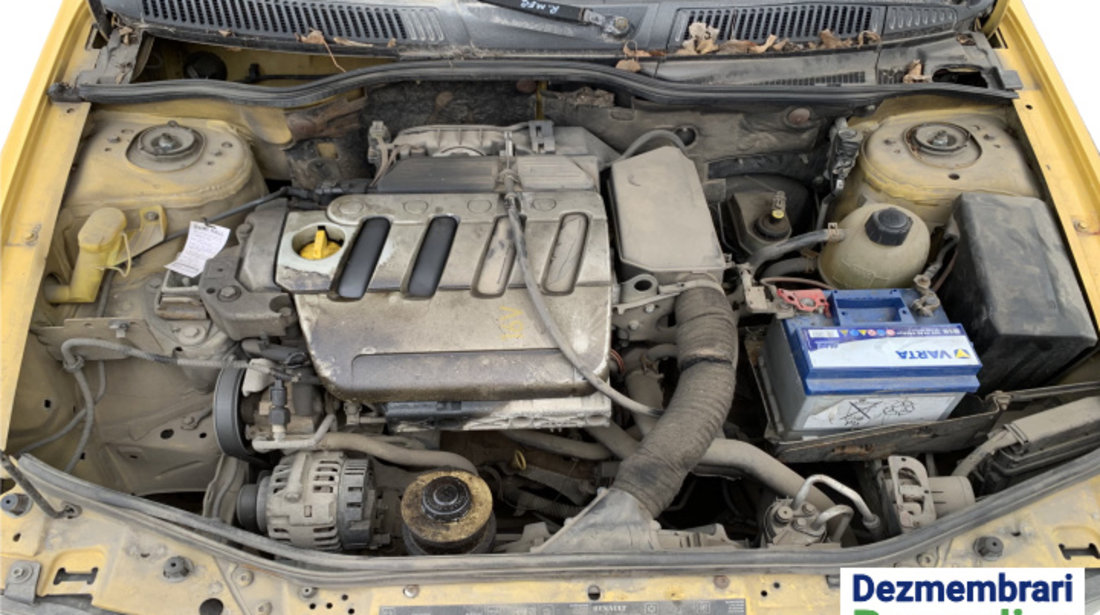 Stropitor parbriz stanga Renault Megane [facelift] [1999 - 2003] Coupe 1.6 MT (107 hp)