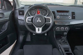 Subaru WRX STI 2008 vs. Mitsubishi Evolution GSR 2008
