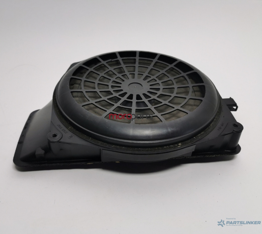Subwoofer 8E5035412 Audi A4 B6 Sedan 2003 1.8T AVJ OEM 8E5035412