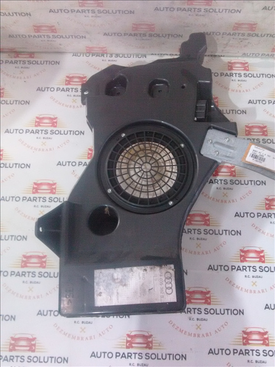 Subwoofer AUDI A3 1.9 TDI an fabr. 2006