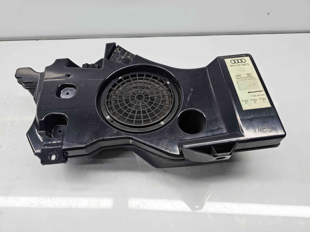 Subwoofer Audi A3 Sportback (8PA) [Fabr 2004-2013] Facelift 8P4035382E