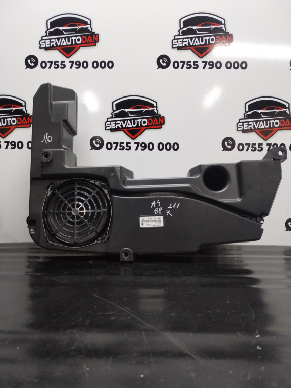Subwoofer Audi A4 (2008-2011) [8K2, B8] 2.0 Motorina 2011, COMBI / 8T8035382