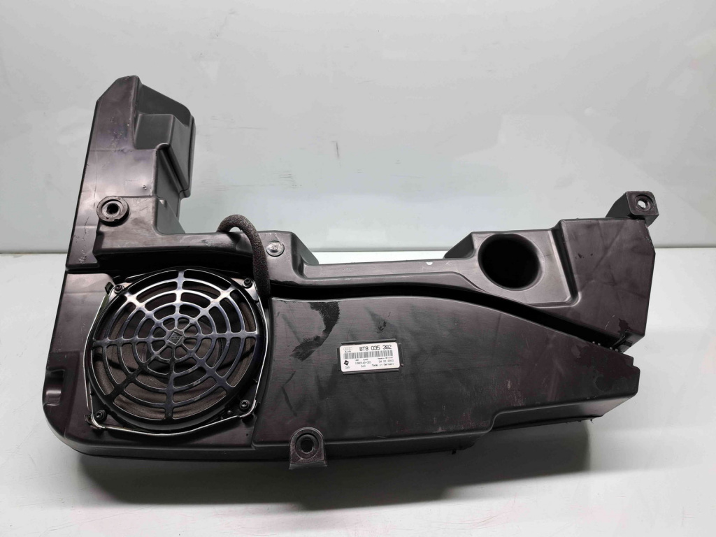Subwoofer Audi A4 (8K5, B8) Avant [Fabr 2008-2015] 8T8035382