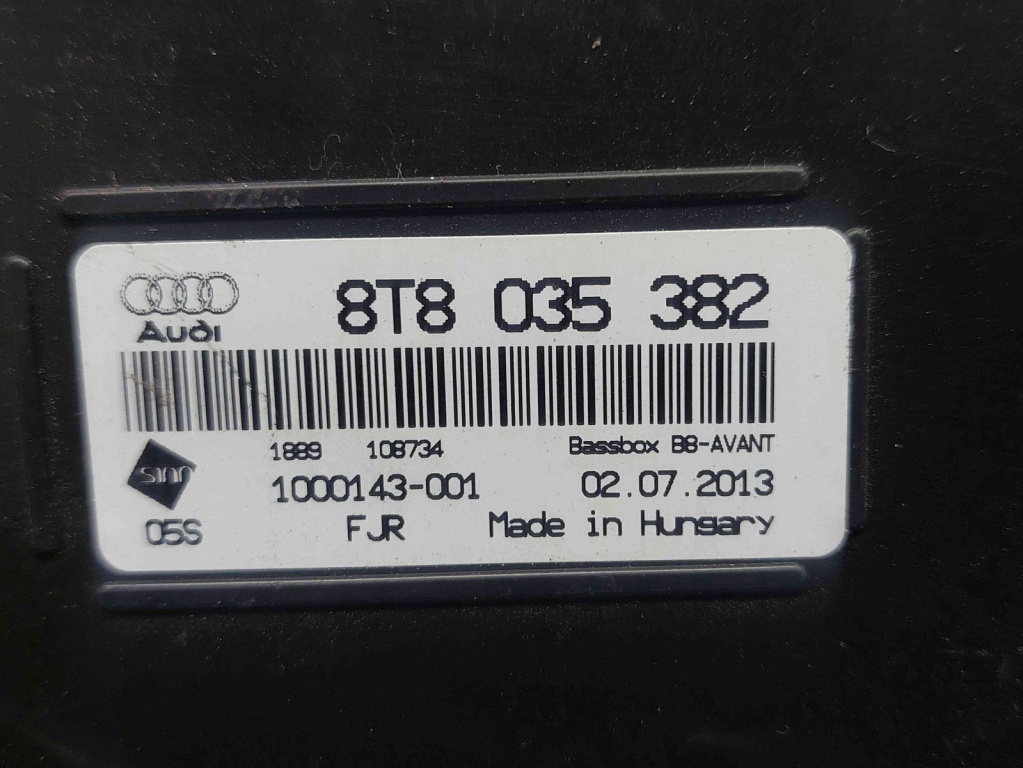 Subwoofer Audi A4 (8K5, B8) Avant [Fabr 2008-2015] 8T8035382