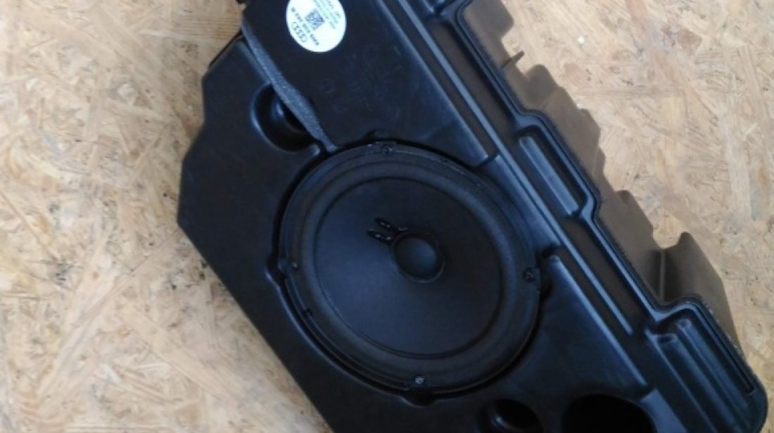 Subwoofer Audi A4 // A5 8W F5 B9