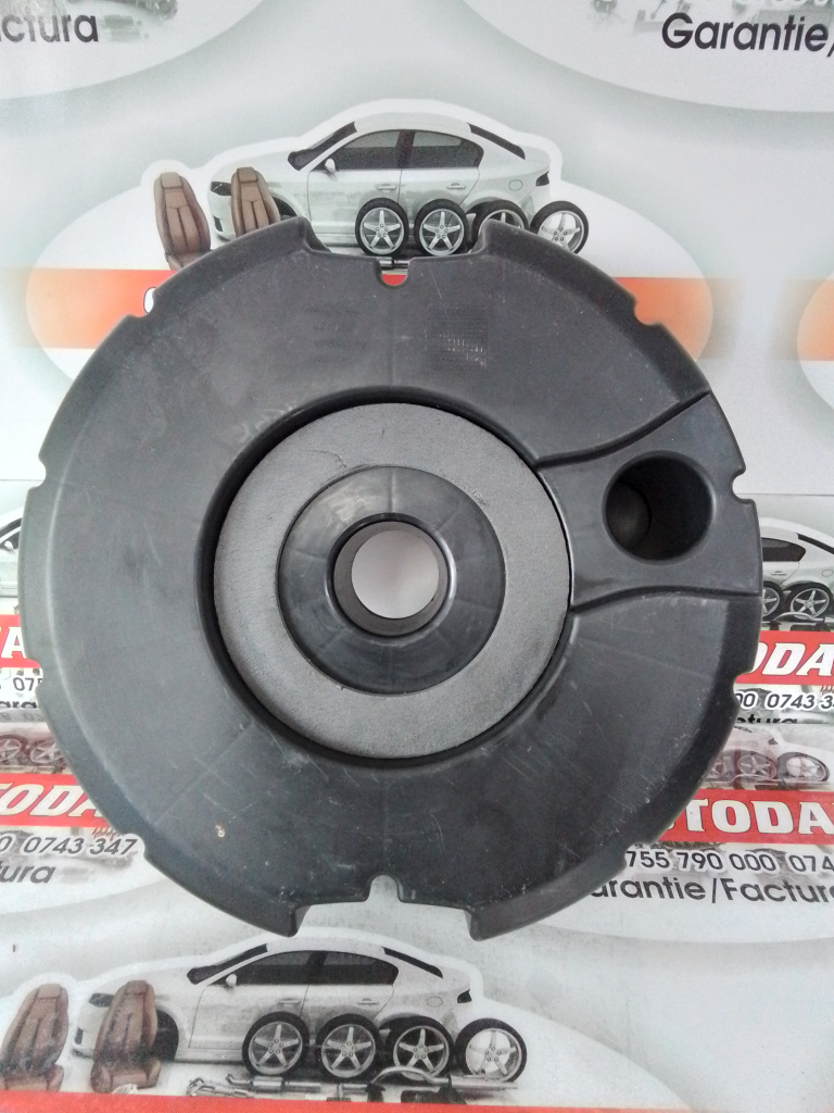 Subwoofer Audi Q5 (2008-2012) [8R] 2.0 Motorina 2010, 8R0035382