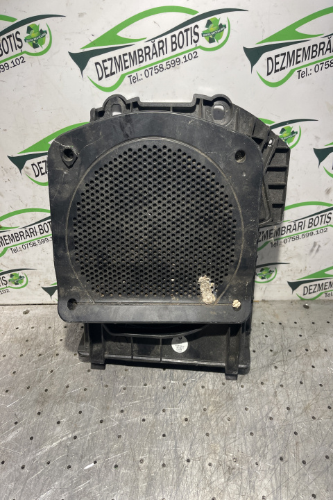 Subwoofer auto 9195199-02 BMW Seria 5 F10 [2009 - 2013] Sedan 520 d MT (184 hp)
