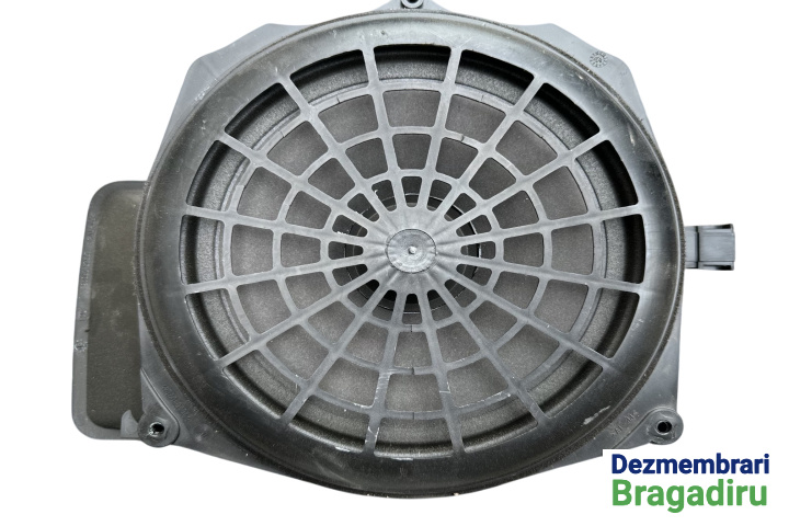 Subwoofer auto Cod: 8E5035412 Audi A4 B7 [2004 - 2008] Sedan 4-usi 2.0 TDI MT (140 hp) S-Line, Cod motor BLB