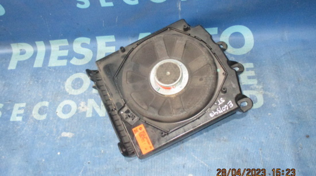 Subwoofer BMW E60 2006; 6919357 (Logic 7)