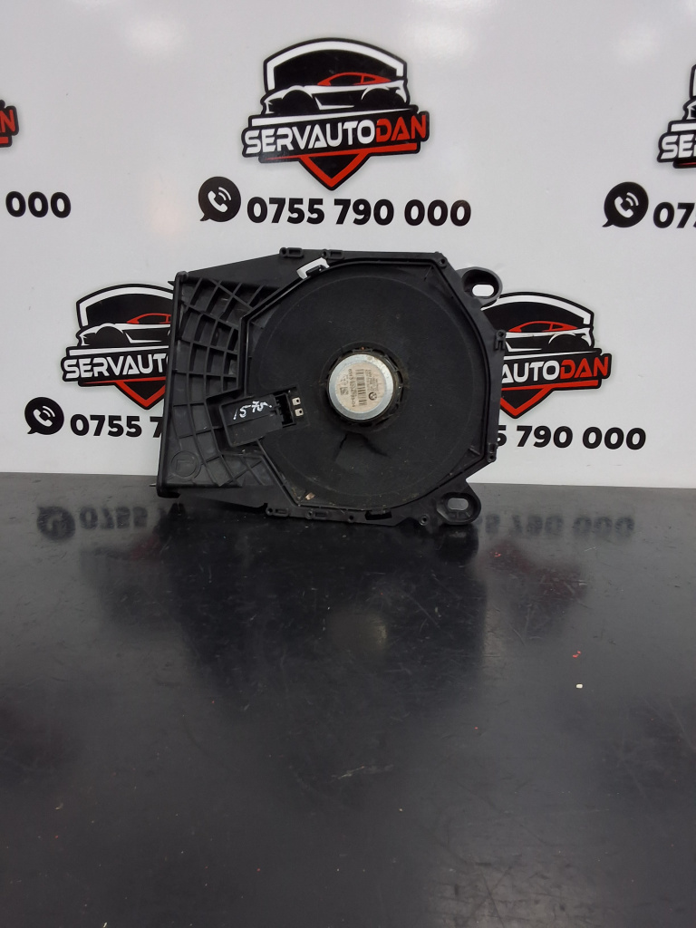 Subwoofer BMW Seria 3 (2005-2012) [E91] 2.0 Motorina 2011, 9204785