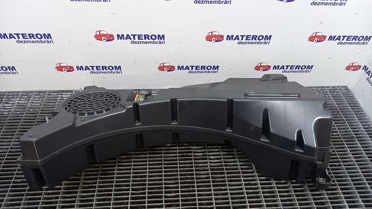 SUBWOOFER LAND ROVER FREELANDER FREELANDER - - (2009 2014)