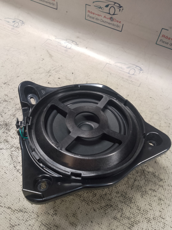 Subwoofer Mercedes C Class W205 2015, A2058201502