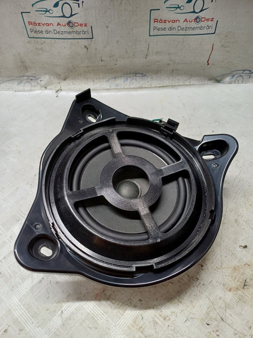 Subwoofer Mercedes C Class W205 - Motorina 2015, A2058201800