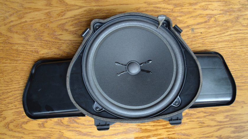 Subwoofer Mercedes S320 cdi w221