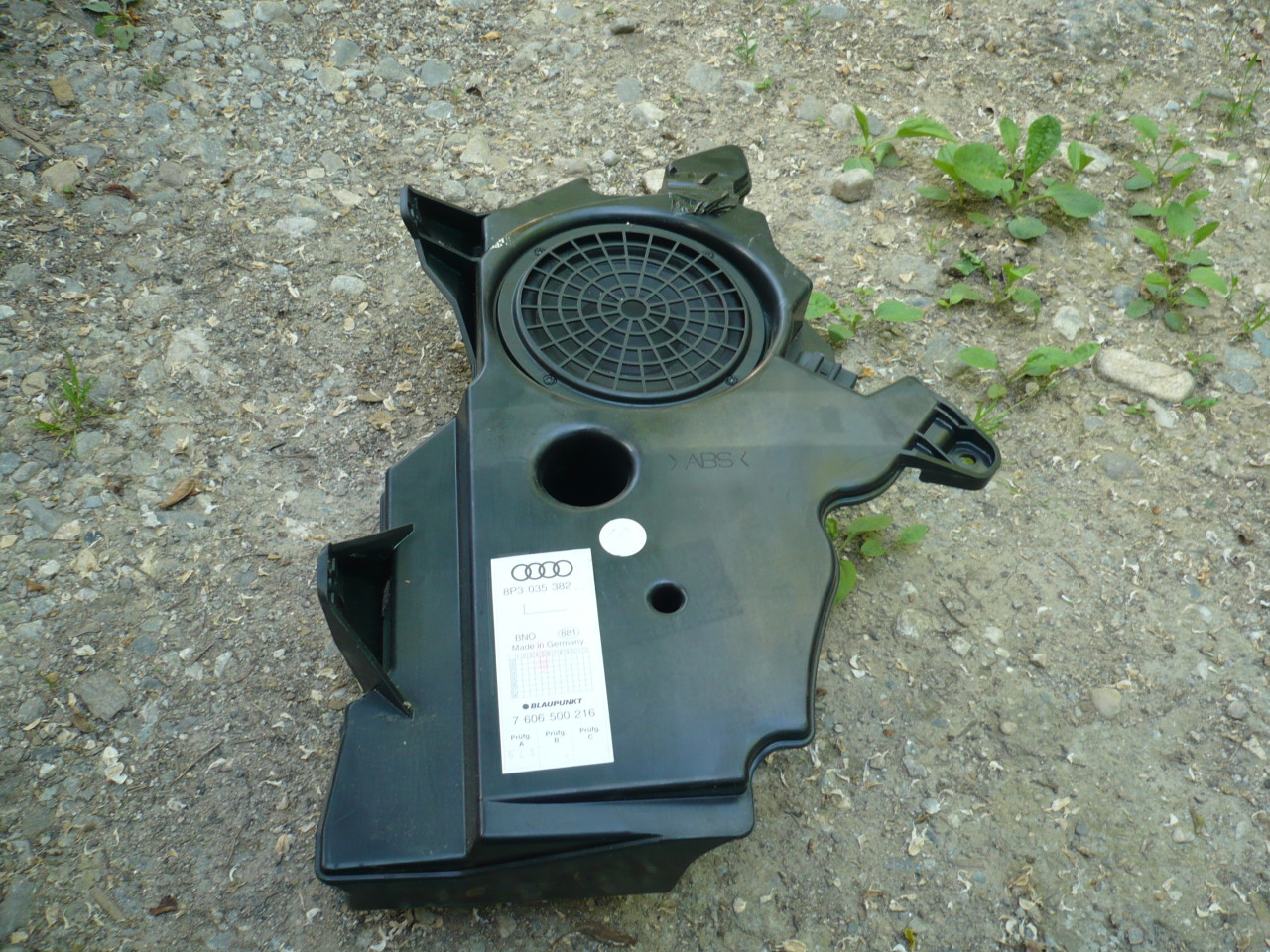 Subwoofer original Audi A3 8P 2003-2006
