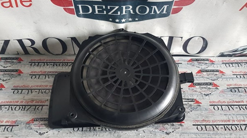 Subwoofer original Audi A4 B7 cod 8E5035412D