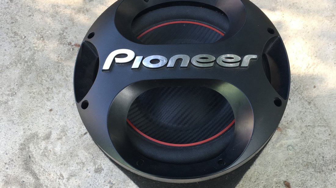 Subwoofer Pioneer 1300 w+ amplif Alpine