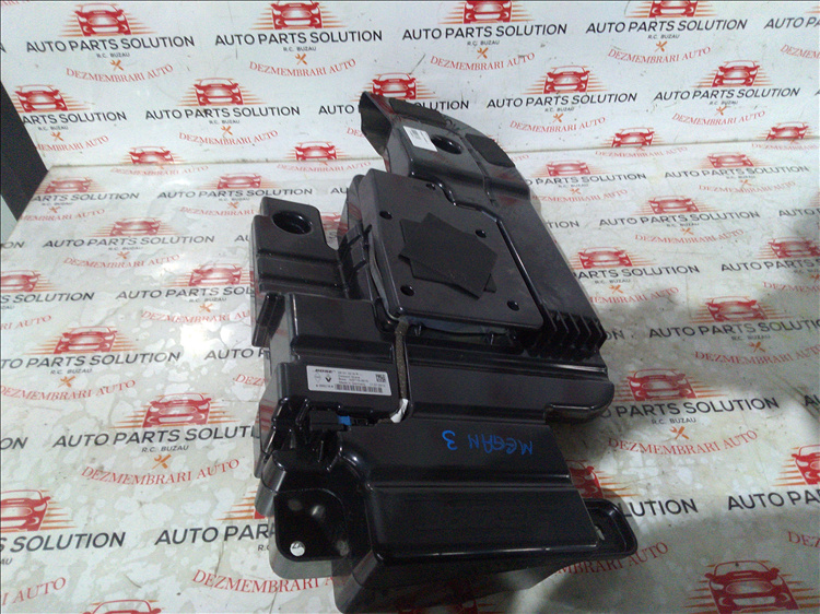 Subwoofer RENAULT MEGANE 3