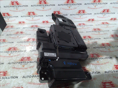 Subwoofer RENAULT MEGANE 3