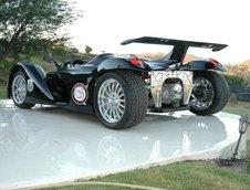 Sundoulos,  o creatura cu 2 motoare Harley