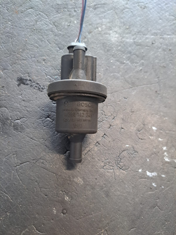 Supapa combustibil cu senzor Skoda Fabia 1 1.4 - COD 0280142345