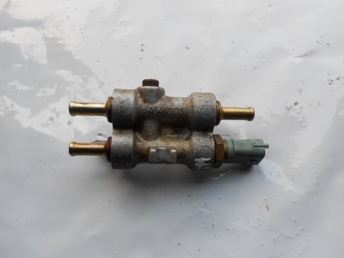 SUPAPA COMBUSTIBIL / REPARTITOR COD 46480170 FIAT BRAVA / BRAVO 1.9 JTD FAB. 1995 – 2001 ⭐⭐⭐...