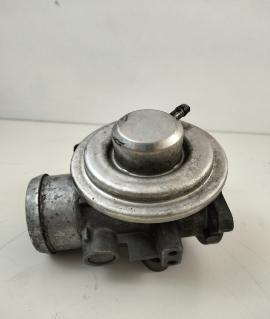 Supapa EGR 038131501e Audi A4 B5 [facelift] [2000 - 2001]