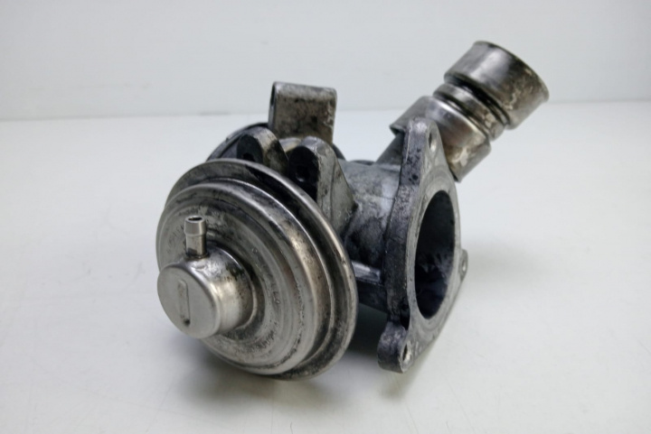 Supapa EGR A6110900754 Mercedes-Benz C-Class W203 [2000 - 2004]