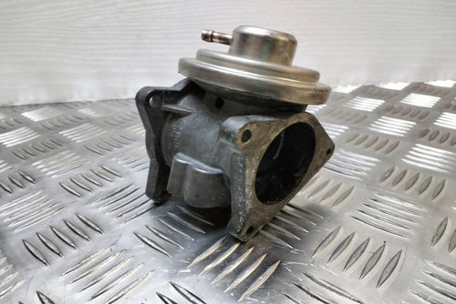 Supapa EGR cod 038129637D 038129637D Audi A3 8P/8PA [facelift] [2004 - 2008]