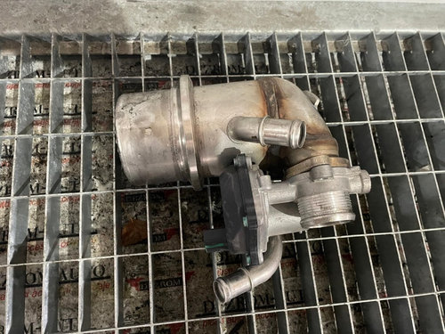 Supapa EGR cu Racitor de Gaze VW Tiguan II (AD1) 1.6 TDI 115cp cod: 04L131501M -04L131512BR